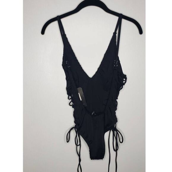 NEW Fashion Nova Sun Thrill Lace Up One Piece Swimsuit Black Medium - Picture 7 of 8